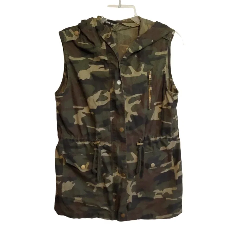 Zenana Outfitters Camouflage Utility Vest with Hood
